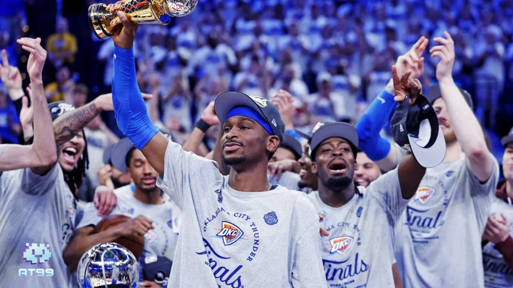 SGA高舉MVP獎杯慶祝西區冠軍，雷霆球員群情激昂